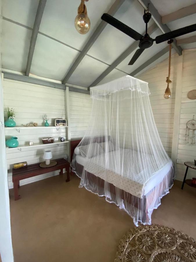 Ocean Beach House Матара Екстериор снимка