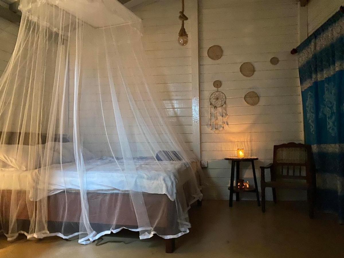 Ocean Beach House Матара Екстериор снимка