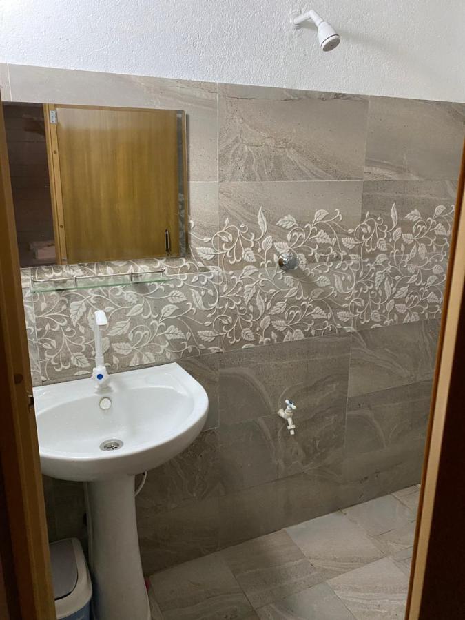 Ocean Beach House Матара Екстериор снимка